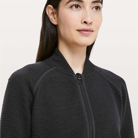 Lululemon On Repeat Bomber Jacket - Picture 3 of 10